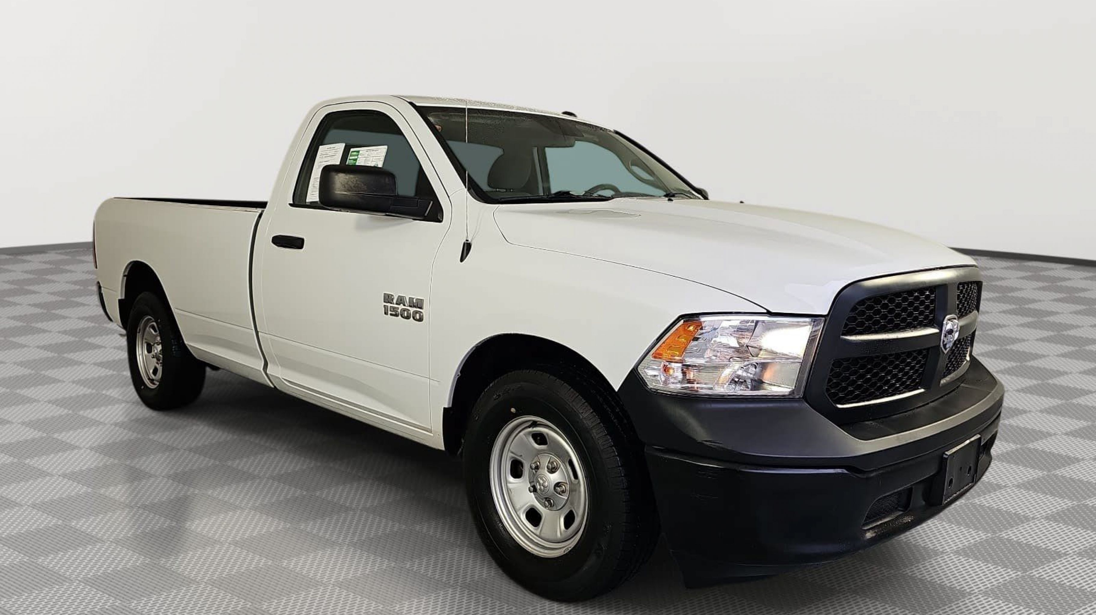ram ram 1500 pickup 2018 3C6JR6DGXJG255361 image ram ram 1500 pickup 2018 3C6JR6DGXJG255361 image